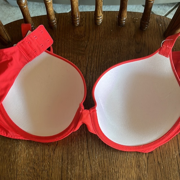 Victoria secret bra - Picture 2 of 3